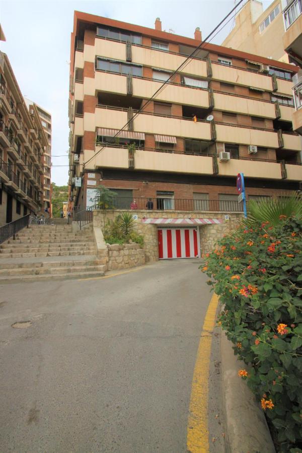 Apartamento Casaturis Con Vistas A La Playa Del Postiguet A103 Leilighet Alicante Eksteriør bilde